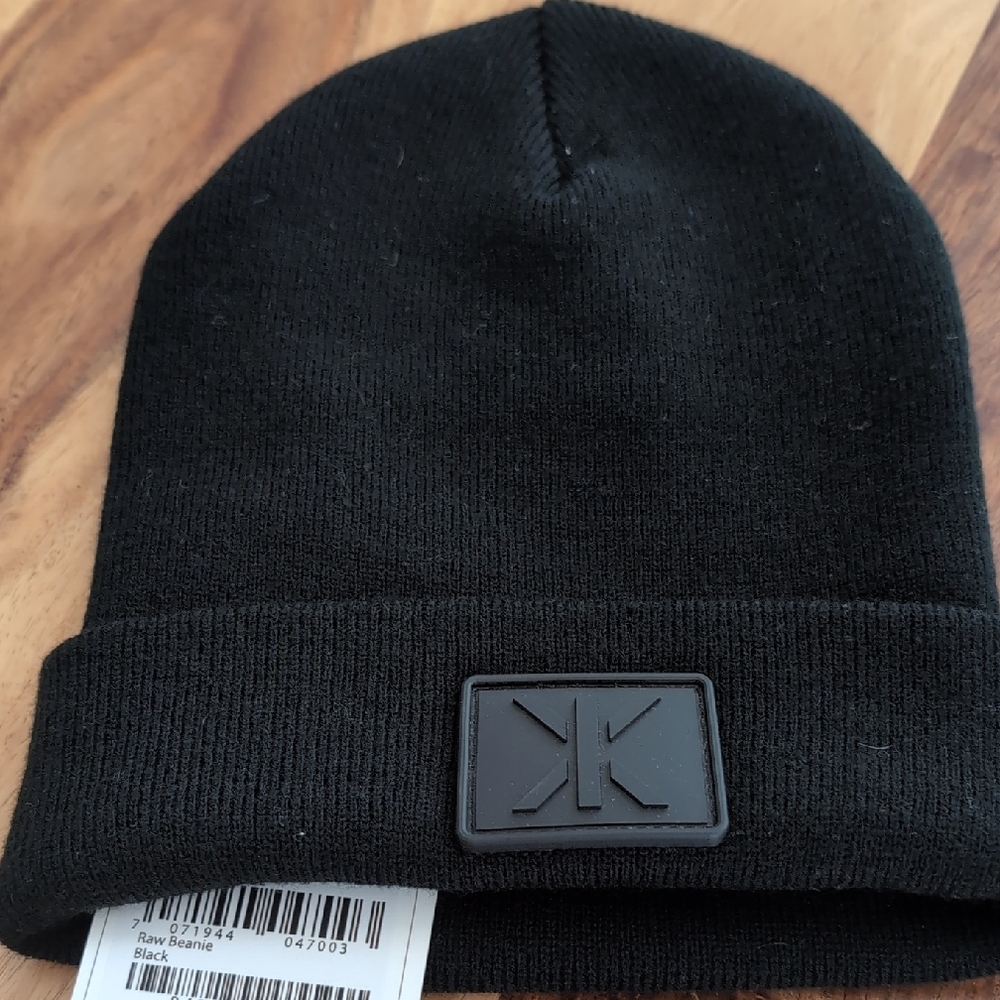 Onepiece Black Knit Beanie
